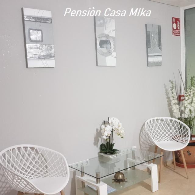 Pension Casa Mika เบนีการ์โล ภายนอก รูปภาพ